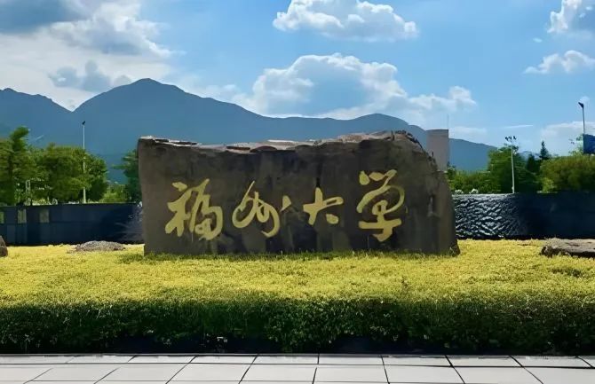 德祥高校展秋季四校巡展，延续夏日精彩